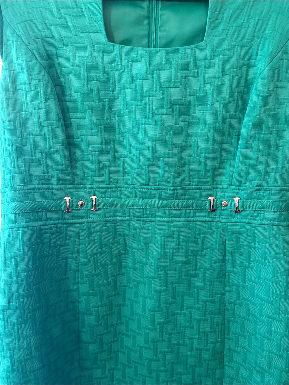 Tahari Emerald Green Textured Midi Dress - Picture 6 of 6